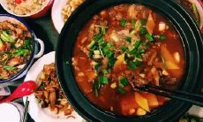 探寻美味的热点！火锅店取名指南：细览各色佳名，定制专属店铺品牌！