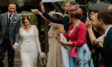 男牛女龙的属相婚姻究竟如何？与其探讨龙和牛这两种属相的配合，我们不妨来深入剖析一下这一特定组合的婚姻现状，看看这样的婚姻是否稳固、幸福、和谐，以及背后隐藏的秘密和问题