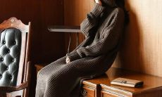 女性手掌纹路较为复杂，影响命运的手相解析：手纹杂乱的女性命运处处是坎坷？