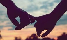 水瓶座女生的性格特点：探讨其接吻偏好和频率，探究水瓶座女生一晚上接吻的次数