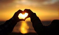 天秤座重感情嘛（天秤女是不是很长情）