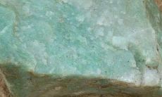 属牛女可以戴玉镯吗（属牛的人为什么不能戴玉）