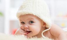 属鸡五行缺火男孩取名（五行缺火的人财运如何）