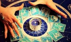 免费人脸识别算命（免费拍照看手相算命在线）