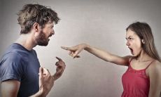 属兔的老婆为什么会没人疼（属兔的男人对老婆怎么样）