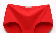 男生本命年送什么生日礼物好1000（男士48岁本命年送什么礼物好）