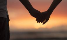 天蝎女异地恋会变淡吗（天蝎从热情到对你冷淡）