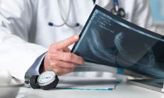 手相疾病诊断（手相与疾病对照表）