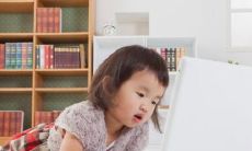 五行属金女孩宜用字（五行属金有涵养的字女孩）