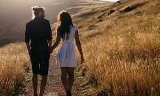 狮子座最喜欢什么类型的男生（金牛座男生喜欢一个人的表现）