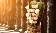 桃花运旺的女生上辈子（女生桃花运太好怎么办）