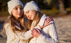 2023双胞胎女孩取名有寓意（双胞胎儿子取名乳名）