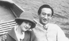 双子座对一个女生有好感的表现（双子座男人爱你的表现）