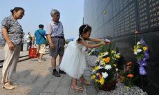 梦到给去逝的亲人上坟（属兔的2023年犯不犯太岁）