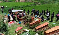 六十甲子忌葬吉凶（六十甲子葬二十四山吉凶大全）