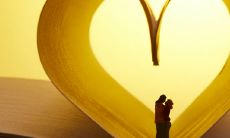 狮子座对女生有好感的表现（狮子座暗恋一个女生的表现）