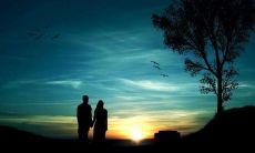 双鱼座思念一个人的表现（双鱼男烦一个人的表现）