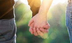 双子女喜欢被追吗（双子女越喜欢越躲远）