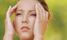 女人左眼皮跳是什么预兆星期一（左右眼皮跳是什么预兆）