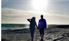 携手相望是什么意思（携手相依什么意思）