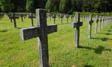 周公解梦梦见坟墓和阴间（梦见鬼是什么预兆解梦）