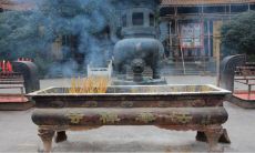 梦见上香算卦是什么意思（农村上香算卦有依据吗）