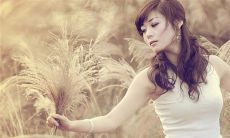 高冷的摩羯座小姐姐（摩羯座高冷还是天蝎座高冷）