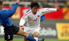 射手座的足球运动员都有哪些（摩羯座足球运动员）