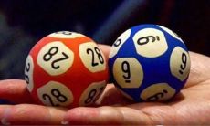 彩票中奖预兆手痒（手痒有什么预兆）