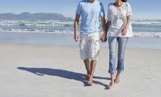 属虎的跟属羊的男人哪个好（属羊和属虎的婚姻匹配）