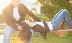 怎么追天秤座男（天秤座男生喜欢一个人的表现）