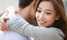 如何撩水瓶座男生（水瓶座男生喜欢聊什么话题）